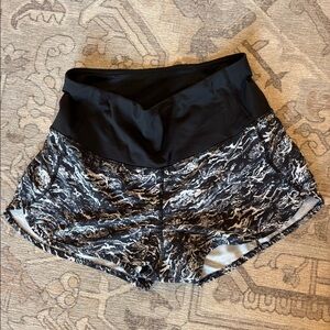 Lululemon high rise speed up shorts. Size 6.